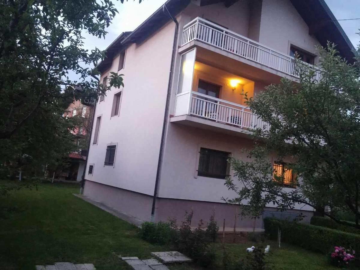 Apartman Beban Apartment Sarajevo Bagian luar foto